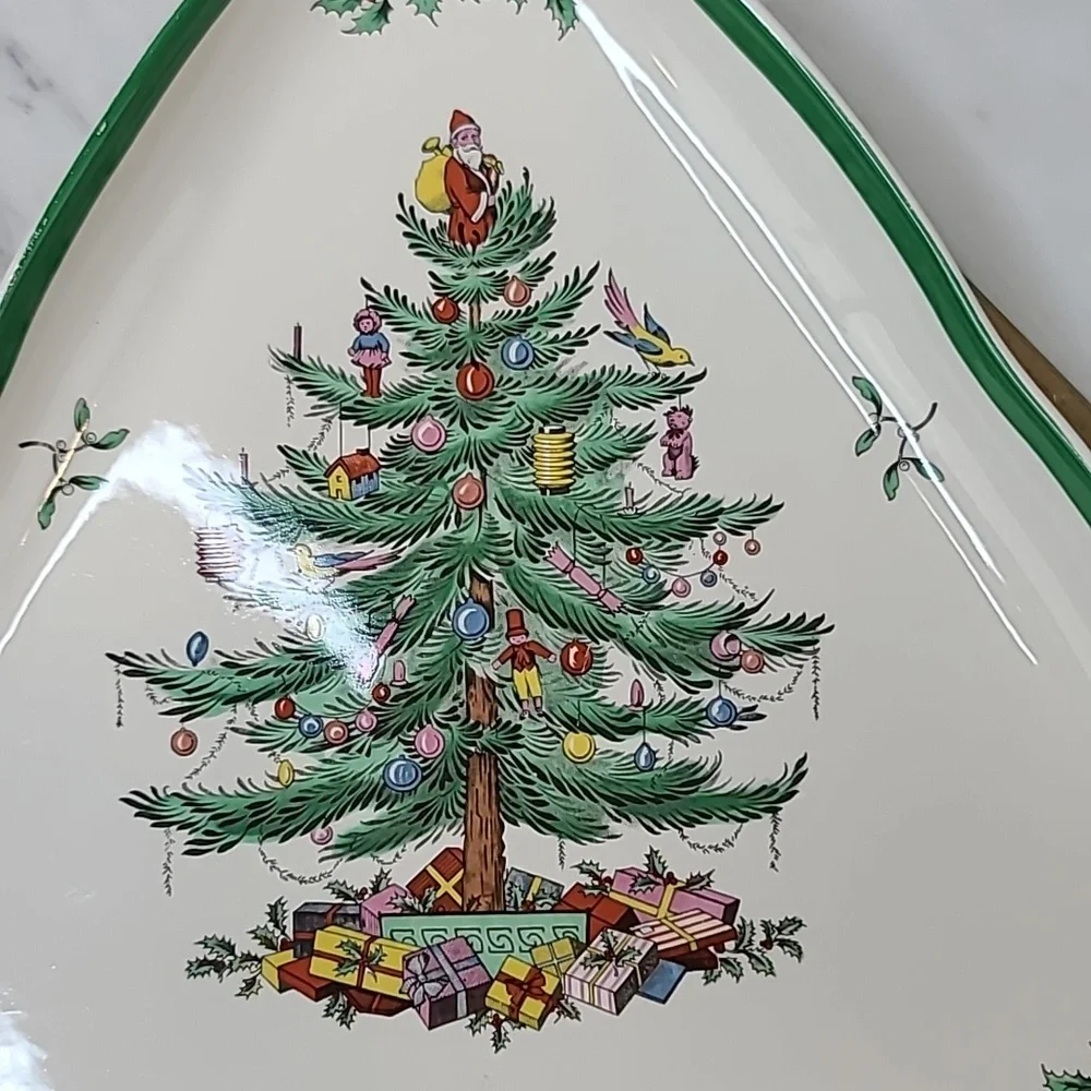 Spode Christmas Tree Classic Vintage Collectible Ceramic Triangular Serving Dish